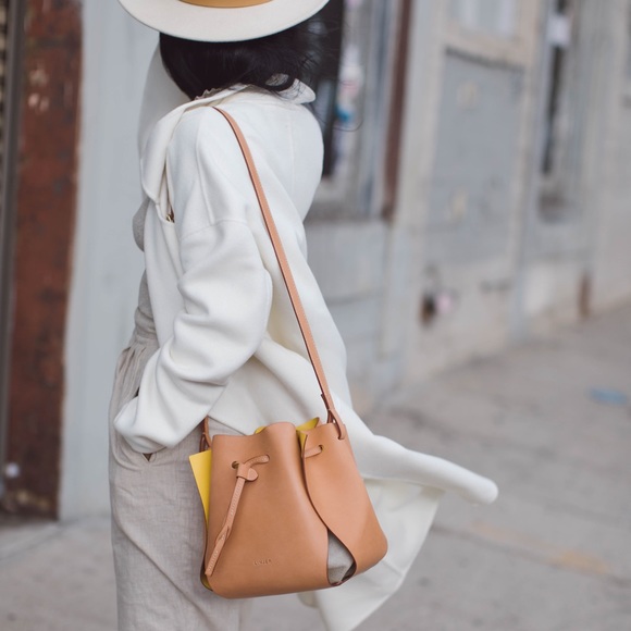 linjer crossbody purse